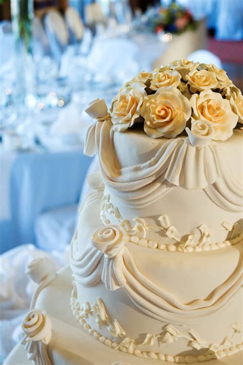 Posted july 13, 2016 by cakewhiz. fashion on the couch: Wedding Decorations