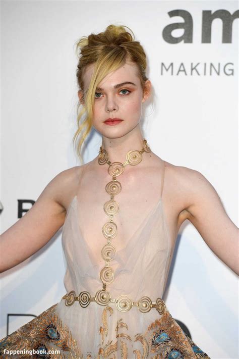 Elle Fanning Nude The Fappening Photo Fappeningbook