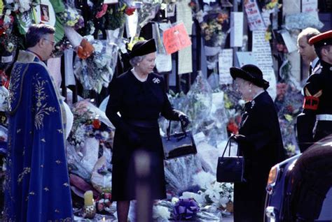 Princess Diana Funeral In Photos The Day Britain Mourned The Peoples