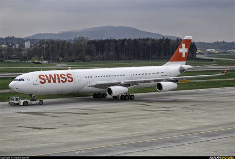 Hb Jmh Swiss Airbus A340 300 At Zurich Photo Id 810340 Airplane