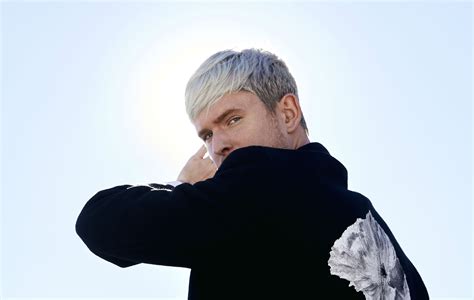 Listen To James Blake Cover Billie Eilish And Frank Ocean On New Ep