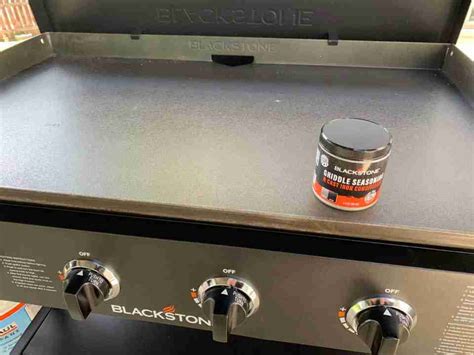 How To Season A Blackstone Griddle For The First Time Guide For Geek Moms