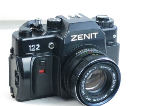 Zenit 122 35mm Slr Camera With Helios 44m 7 58mm2 Lens Catawiki