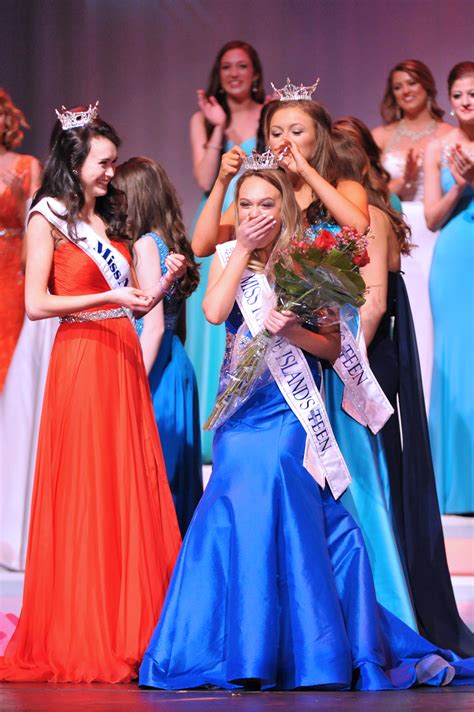 photos miss rhode island 2016 crowned in newport wwkx fm