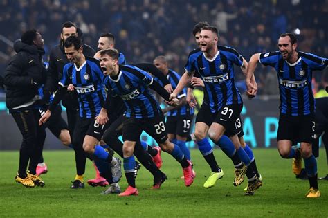 Centro sportivo angelo moratti (la pinetina) appiano gentile (co). Inter win thrilling Milan derby to move top of Serie A ...