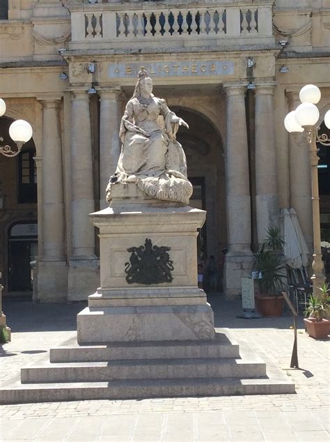 Queen Victoria Statue Valletta 2019 All You Need To Know Before You