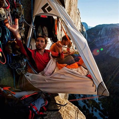 square shooter photographer jimmy chin on instagram jimmy chin yosemite rock climbing