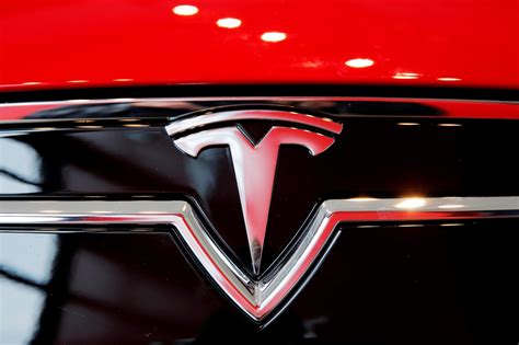 Police Arrest California Tesla Back Seat Driver Again
