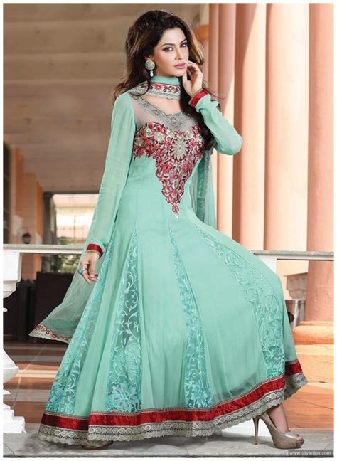 Sometimes used as a degatory or an abusive word 4. Beautiful Pakistani Dresses Ideas For Girls & Women