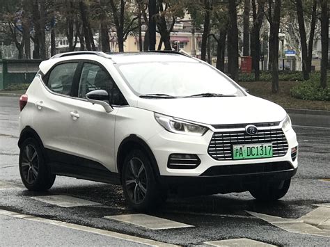 These are the top chinese car makes that are contributing to non active car makes of china. Dragon car company.