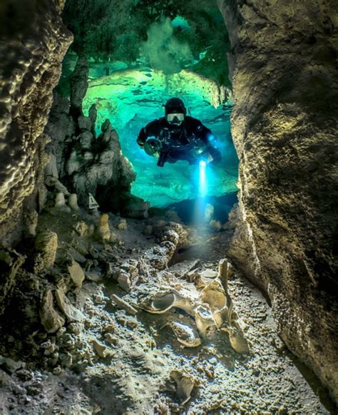 Photos The Eerie Beauty Of Underwater Caves Underwater Caves