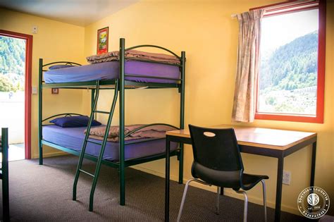 Bed In 4 Bed Dormitory Room Southern Laughter Backpackers