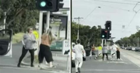 Two Women Punch Each Other Brutally During Peak Traffic Hours In