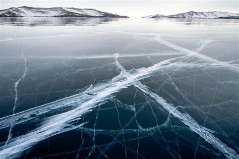 Premium Photo Lake Baikal Is A Frosty Winter Day