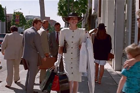 Pretty Woman 25 Years Later The 10 Most Iconic Looks From The Film Fashion Magazine