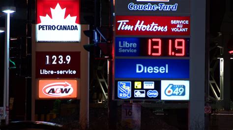 Montreal-area gas prices soar days ahead of long Easter weekend | CTV News