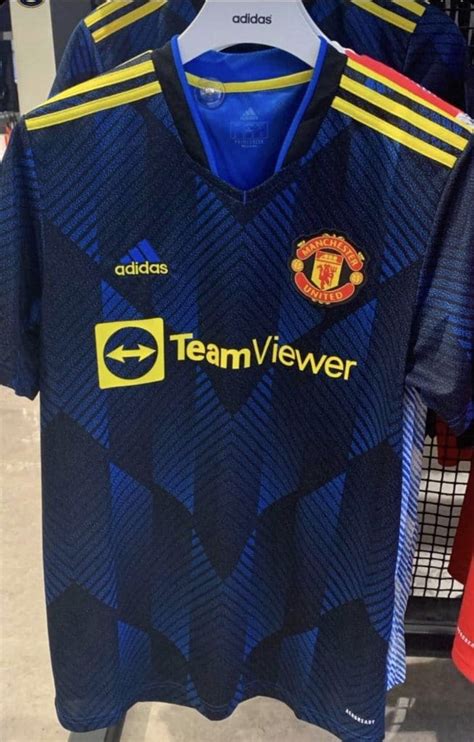 Adidas 2021 22 Manchester United Third Shirt Leaked The Kitman