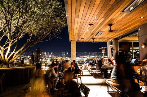 The Sky High Restaurant In Tennessee That Lets You Dine Among The Clouds