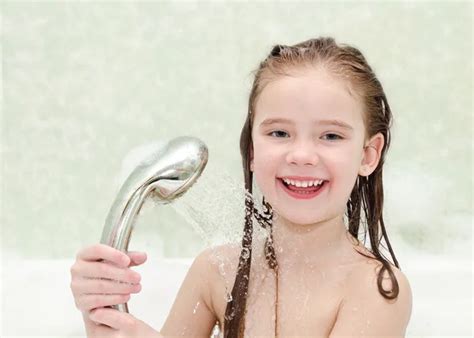Little Girl Washing In Bath Stock Photo By ©svetamart 37382511