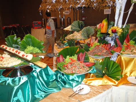 Bikin ketagihan di warung makan bu anjar menyediakan aneka jenis masakan rumahan yang berkualitas namun dengan harga murah dan. ArE_sHiE's: Buffet Ramadhan Hotel Sunway..