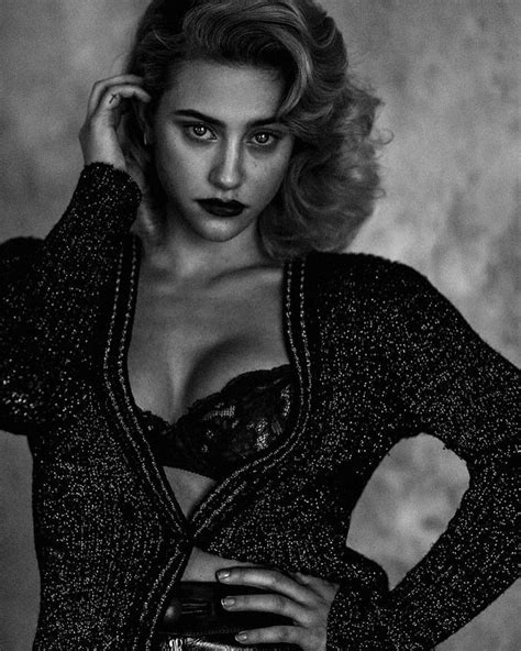 My book of poems swimming lessons is available now linktr.ee/lilireinhart. LILI REINHART on the Set of a Photoshoot, December 2018 ...