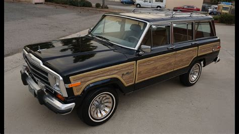 2020 jt gladiator video ad 14,500 miles it's an overland with a lot of factory options & some aftermarket things that i did, pictures. Buy a Jeep Grand Wagoneer SJ Woodie For Sale Woody Classic ...