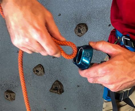Belaying Everything A Beginner Needs To Know Dont Let Go Of The Rope