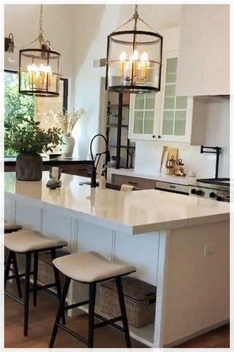For your cape cod kitchen remodel, do yourself a big favor by relying on professional contractors to handle the job. 15 + Cape Cod Style Kitchen Ideas to Copy in 2020 ...