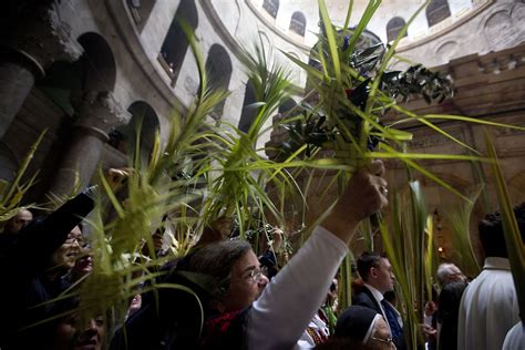 Thousands Of Pilgrims Mark Palm Sunday In Jerusalem The Times Of Israel