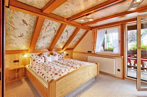 Haus schmid mühlhaldeweg 2 in lenzkirch junghof, ☎ telefon 07653 962236 mit anfahrtsplan. Ferienwohnung Dompfaff - Haus Schmid - Ferienwohnungen ...