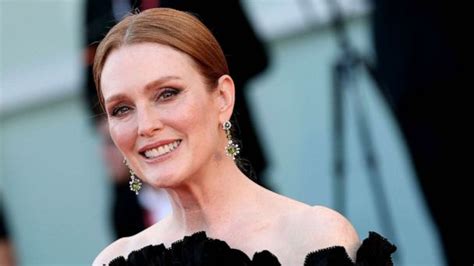 Julianne Moore Reveals She Destroyed Her Eyebrows As A Teenager