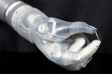 Luke Arm Can Sense Touch Move With Your Thoughts Prosthetics