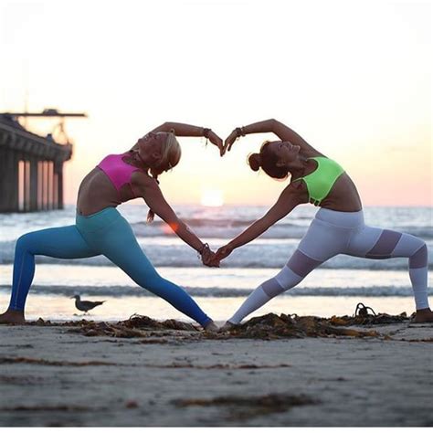 flexilexi fitness Poses Gimnásticas Acro Yoga Poses Yoga Poses For