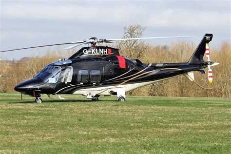 G Klhn Agusta A109 Sp Cheltenham Racecourse Flickr