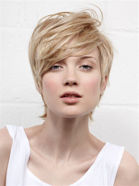 Carefree Layered Short Haircuts With Textured Tips And Movement