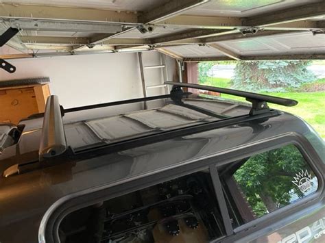 Leer Topper W Thule Roof Racktracks 5ft Bed Gray Tacoma World