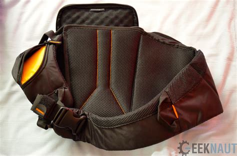 This site is a comprehensive encyclopedia about camera brands and models, and is the successor to camerapedia.org. Case Logic SLRC-205 Sling DSLR Bag Review