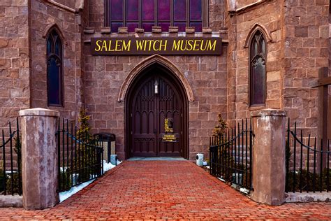 Must See Historic Sites In Spooky Salem A Wicked Day Trip From Boston