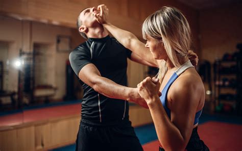 7 Online Self Defense Courses Available In 2021 Spy