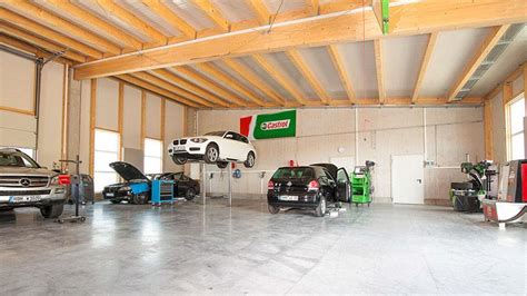 Durchfahrtshöhe von 2,65m und einer torbreite v. Neubau KFZ-Werkstatt mit Büro