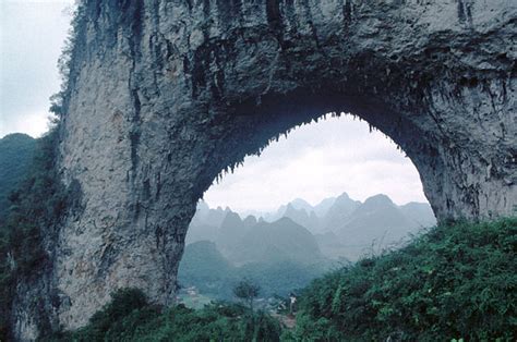 The Amazing World Moon Hill Natural Arch Yangshuo Xian Guilin Shi