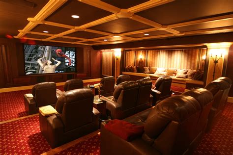 Having a home theater in the home is certainly a thing desired by those who like to watch movies. 5 Tips on Making a Home Theatre on Budget! - Kivo Daily