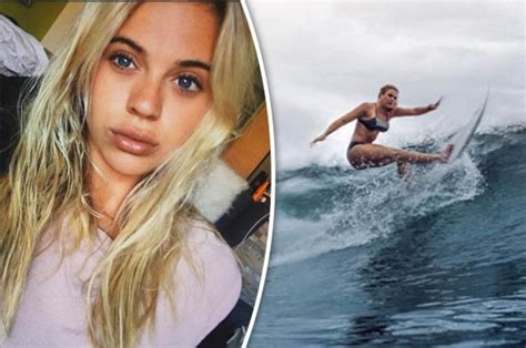 Sizzling Surfer Laura Crane Reveals She Wants To Inspire All Girls To Ride The Waves Daily Star