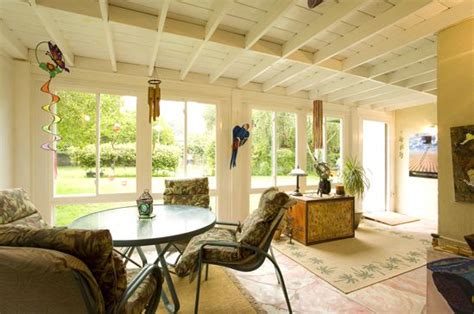 Allow elite roofing systems to construct your new sunroom in the evansville, in and surrounding areas, towards western kentucky. flat roof sunroom | Outside room, Enclosed patio, Patio ...