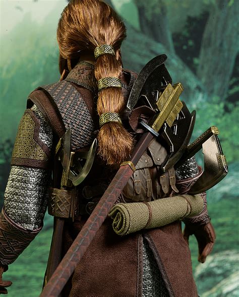 Review And Photos Of Gimli Lord Of The Rings Sixth Scale Action Figure