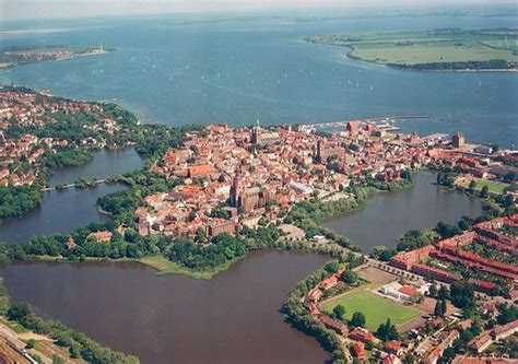 Hoteles baratos en gager / rügen, alemania. Stralsund, Germany | Stralsund: View on the Historic Centre | Places to go, Germany, Europe