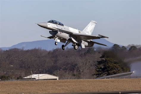 Lockheed Martin Anuncia Primeiro Voo Bem Sucedido Da Aeronave F 16