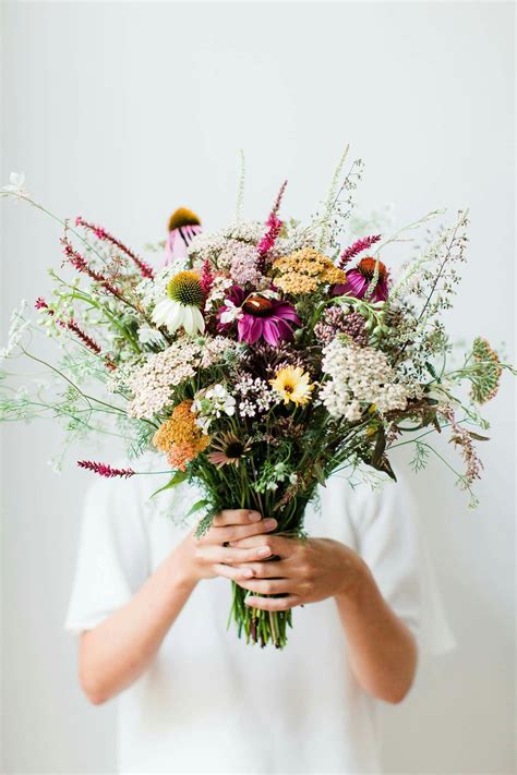 Download the perfect bouquet of flowers pictures. ☼Pinterest: JAZBOXxx☼ | Flowers bouquet, Floral, Pretty ...