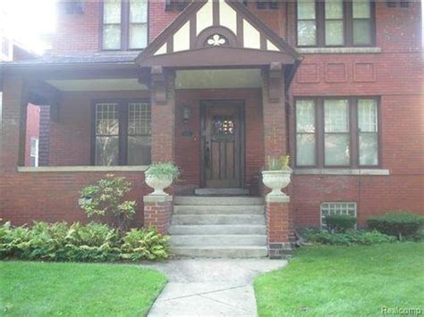 We know that the appearance of your street is very important to you. Pallister Park (With images) | Old houses, Architecture ...