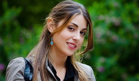 Serena rossi (napoli, 31 agosto 1985) è un'attrice, cantante, conduttrice televisiva e doppiatrice italiana. Anticipazioni Un Posto Al Sole, prossima settimana: Serena ...
